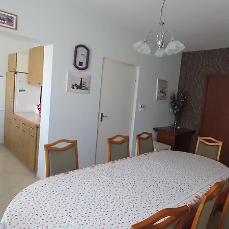 Апартаменты Pihenes Haza-relax Apartmanhaus *