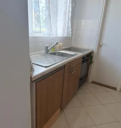 Pihenes Haza-relax Apartmanhaus Денешдиаш