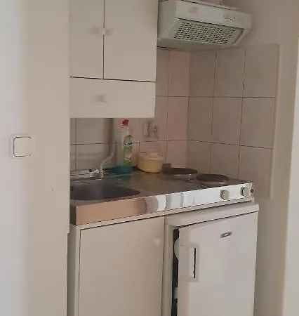 Апартаменты Pihenes Haza-relax Apartmanhaus *