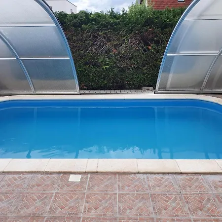 Apartmán Pihenes Haza-relax Apartmanhaus *