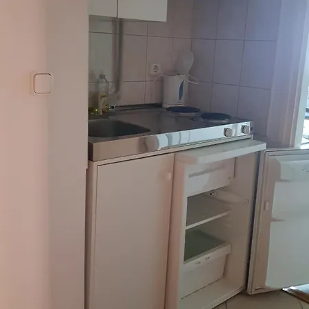 Pihenes Haza-relax Apartmanhaus Денешдиаш