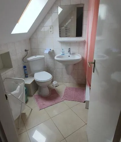 Pihenés Háza-relax Apartmanhaus Appartamento