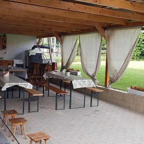 Appartamento Pihenés Háza-relax Apartmanhaus