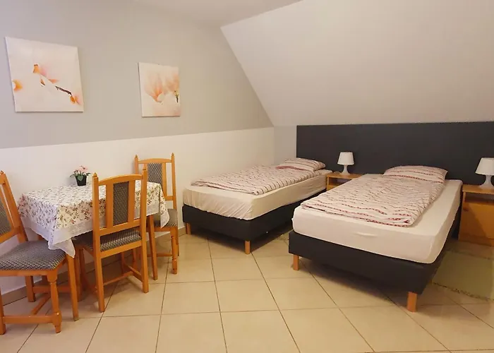 Pihenés Háza-relax Apartmanhaus Apartment *